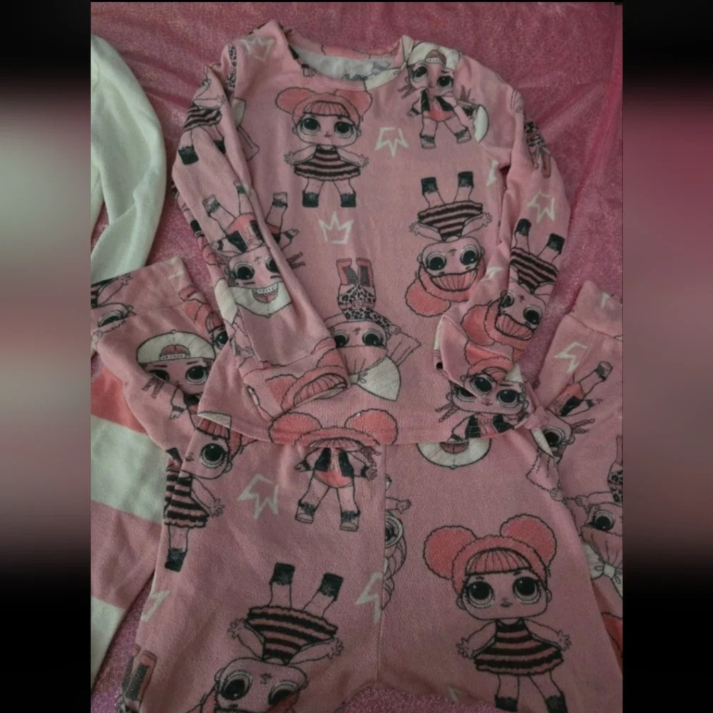 2 pairs of L.O.L Pajama sets! Girls size 6! - Picture 5 of 12